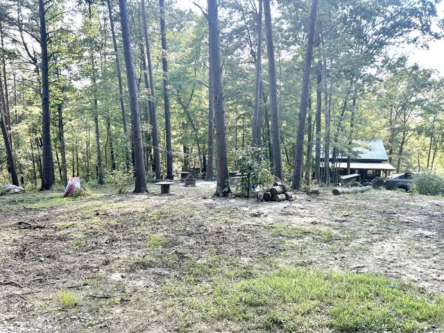 500 Clark Road, Irvine, KY 40336