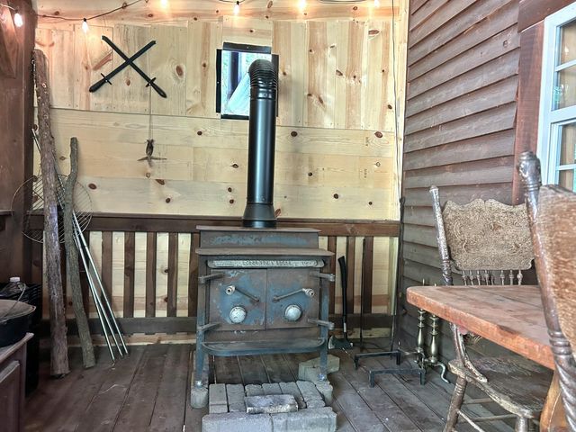 500 Clark Road, Irvine, KY 40336