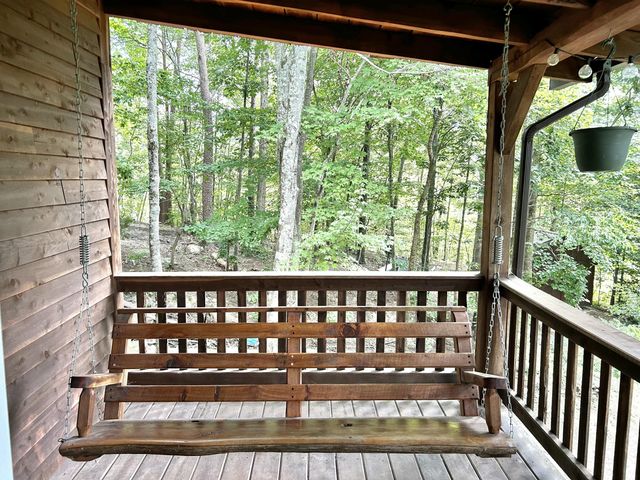 500 Clark Road, Irvine, KY 40336