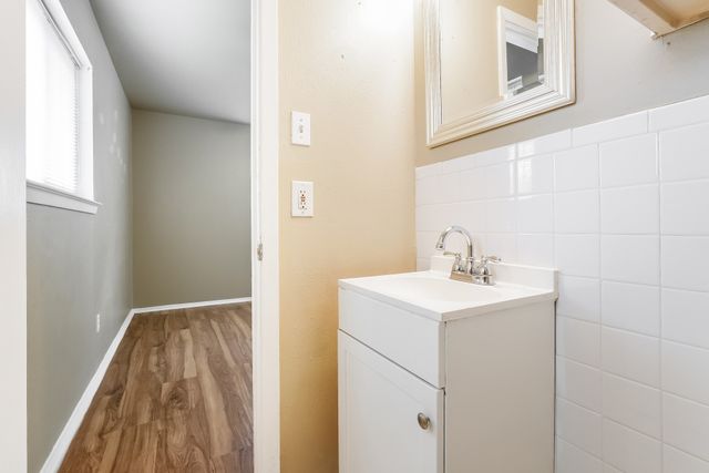 701 E MISSION Street, Crowley, TX 76036