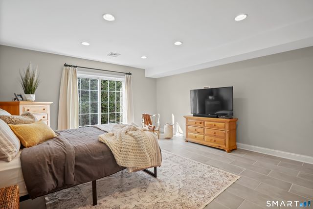 205 Copper Square Drive 205, Bethel, CT 06801