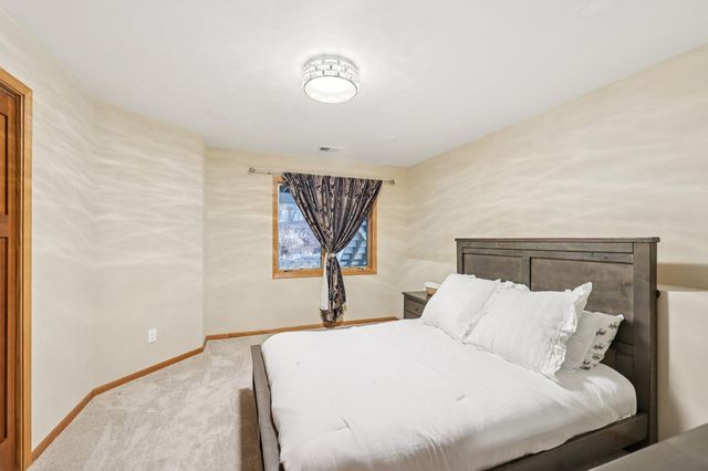 14638 Boulder Pointe Road, Eden Prairie, MN 55347