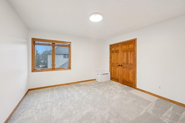 14638 Boulder Pointe Road, Eden Prairie, MN 55347