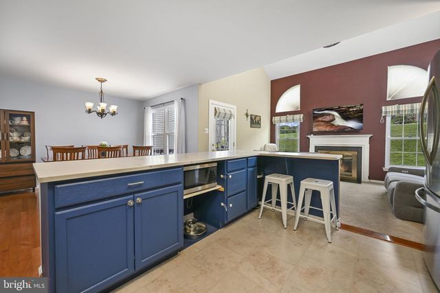 119 FARRINGTON CT, Collegeville, PA 19426