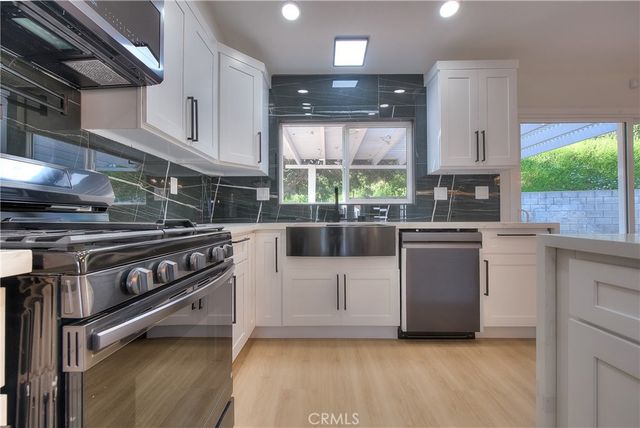 3082 Lynwood Drive, Highland, CA 92346