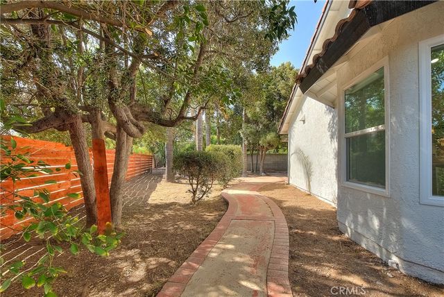 3082 Lynwood Drive, Highland, CA 92346