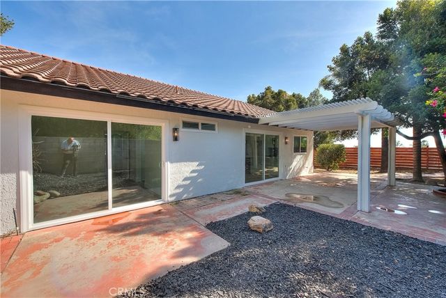 3082 Lynwood Drive, Highland, CA 92346