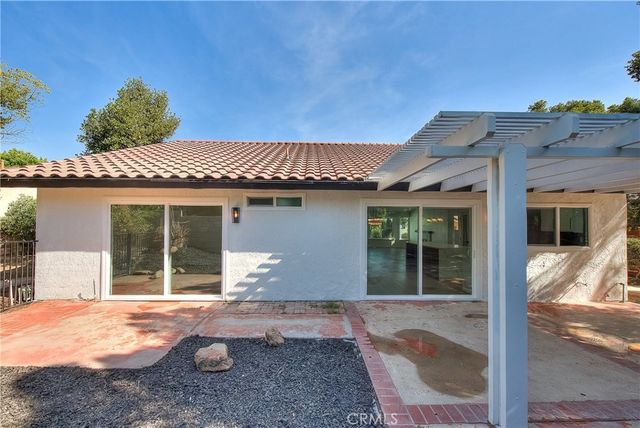 3082 Lynwood Drive, Highland, CA 92346