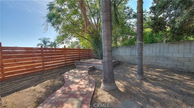 3082 Lynwood Drive, Highland, CA 92346