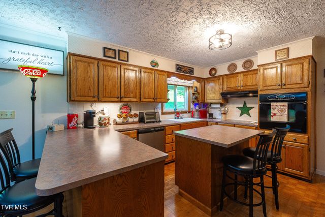 109 Barrel Drive, Gate City, VA 24251