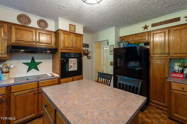 109 Barrel Drive, Gate City, VA 24251