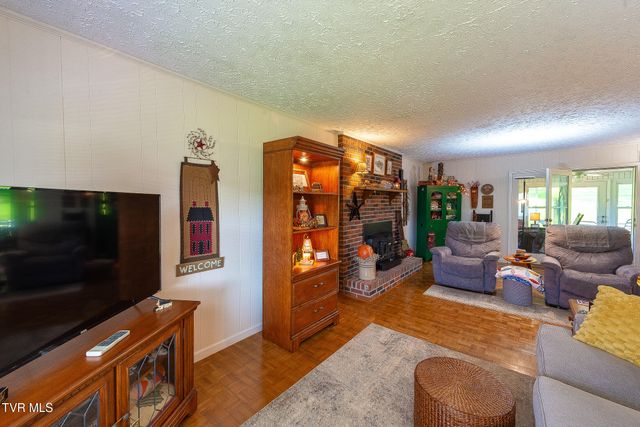 109 Barrel Drive, Gate City, VA 24251