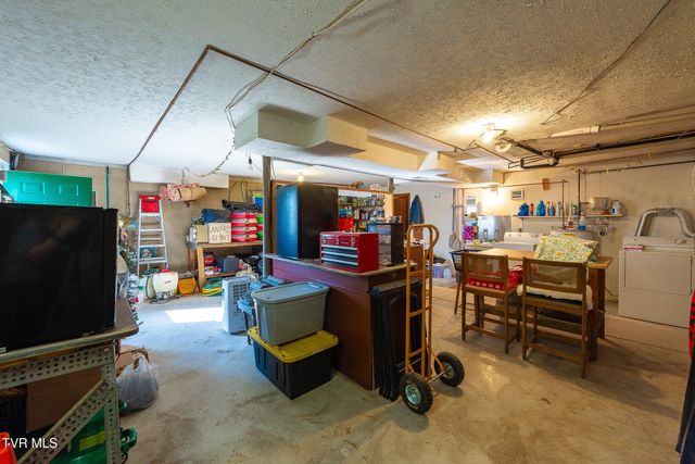 109 Barrel Drive, Gate City, VA 24251