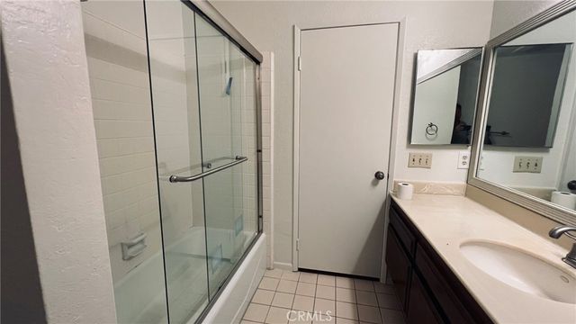 5401 College, Riverside, CA 92505