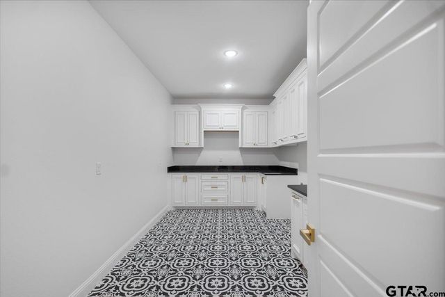 13920 Cedar Hill Ln, Tyler, TX 75704