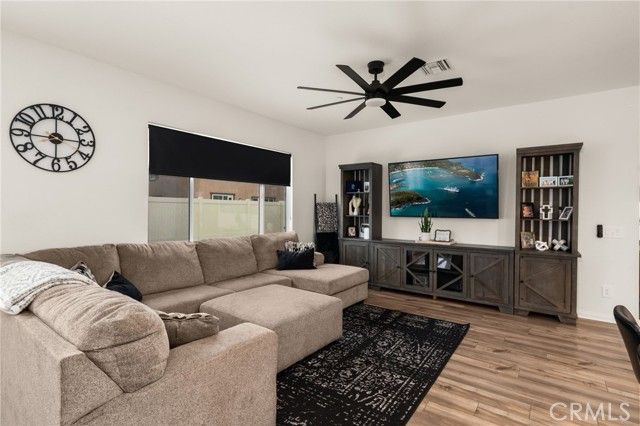 26862 Checkers Drive, Menifee, CA 92585