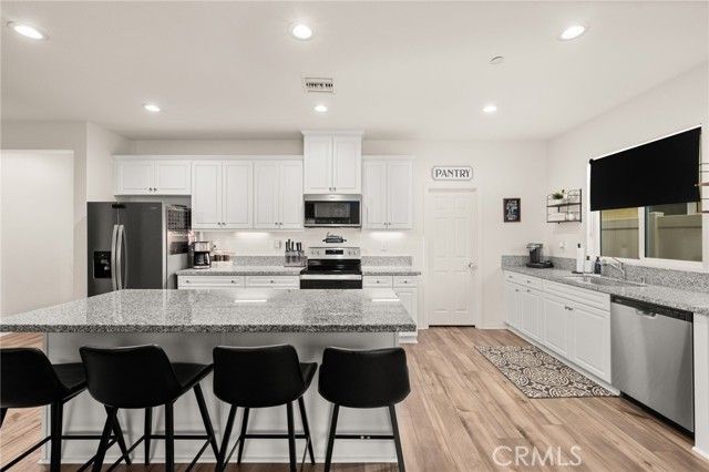 26862 Checkers Drive, Menifee, CA 92585