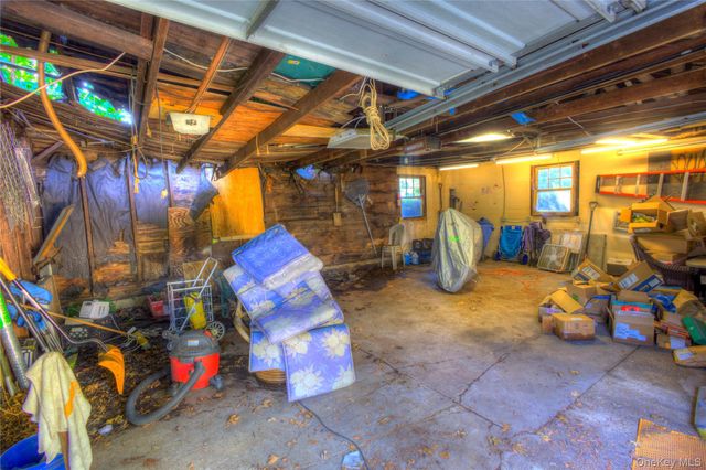 81 Notre Dame Avenue, Hicksville, NY 11801
