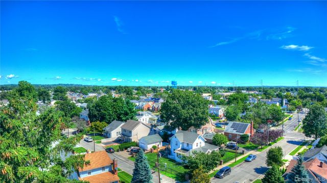 81 Notre Dame Avenue, Hicksville, NY 11801