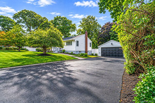 14 Millers Road, Sound Beach, NY 11789