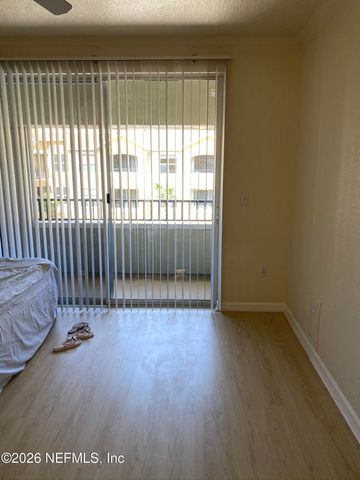 8539 GATE Parkway W 9414, Jacksonville, FL 32216