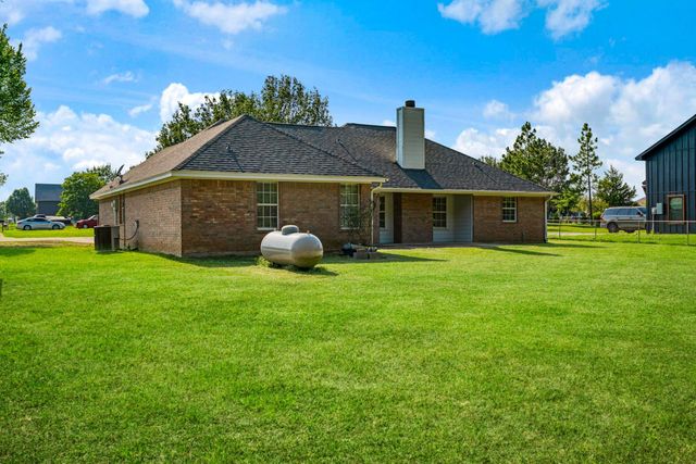 329 Helena Drive, Powderly, TX 75473