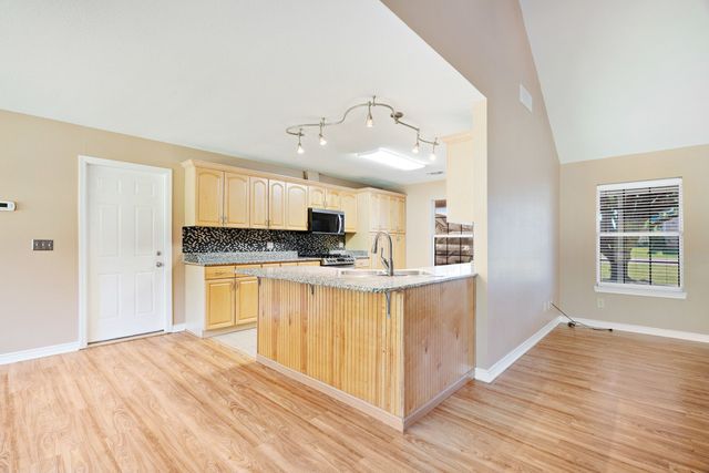 329 Helena Drive, Powderly, TX 75473