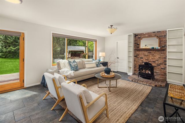 12704 217th Street SE, Snohomish, WA 98296