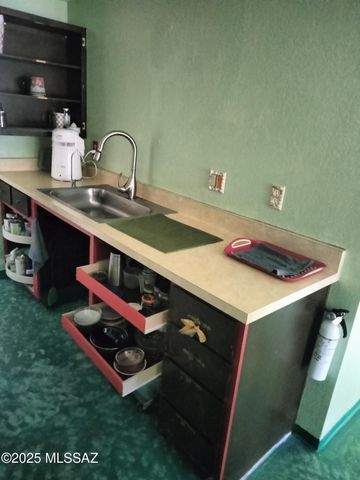 467 N Calle De Las Profetas, Green Valley, AZ 85614