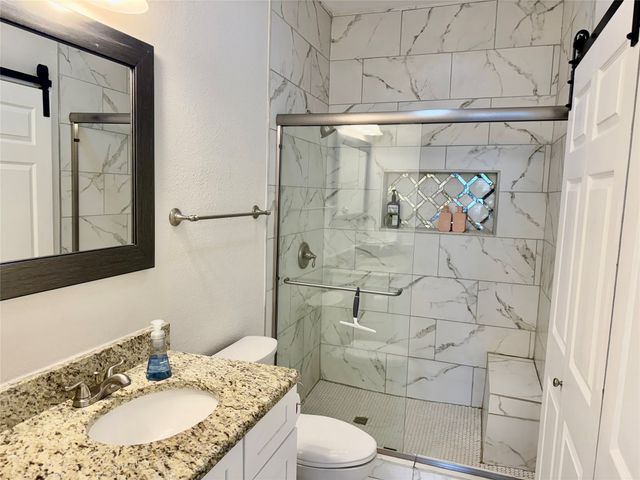 4800 W Lovers Lane 111, Dallas, TX 75209