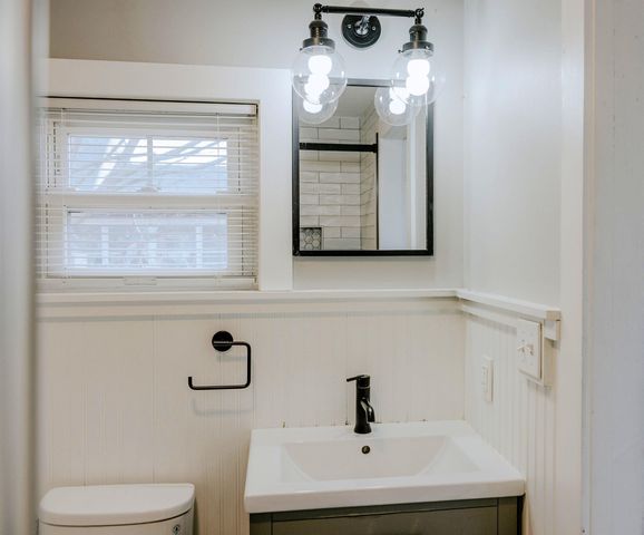 38 Howard Street 38 Howard Street & 56 High Street, Keene, NH 03431