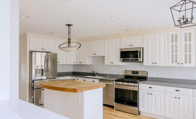 38 Howard Street 38 Howard Street & 56 High Street, Keene, NH 03431