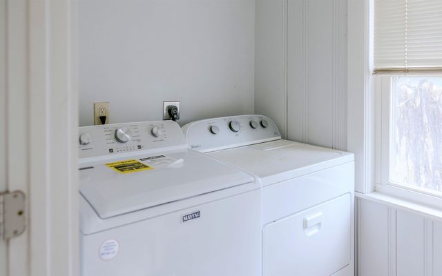 38 Howard Street 38 Howard Street & 56 High Street, Keene, NH 03431