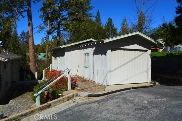 39580 Saunders, Bass Lake, CA 93604