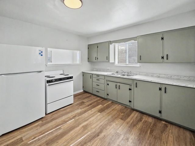 1007 N Park Avenue, Springfield, MO 65802