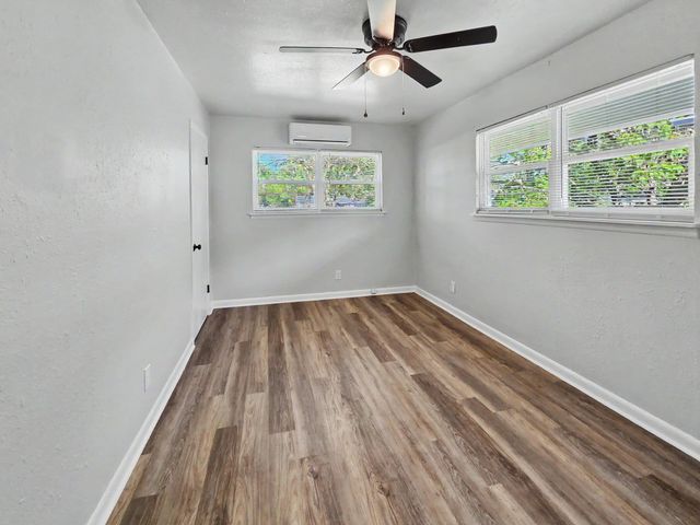 1007 N Park Avenue, Springfield, MO 65802