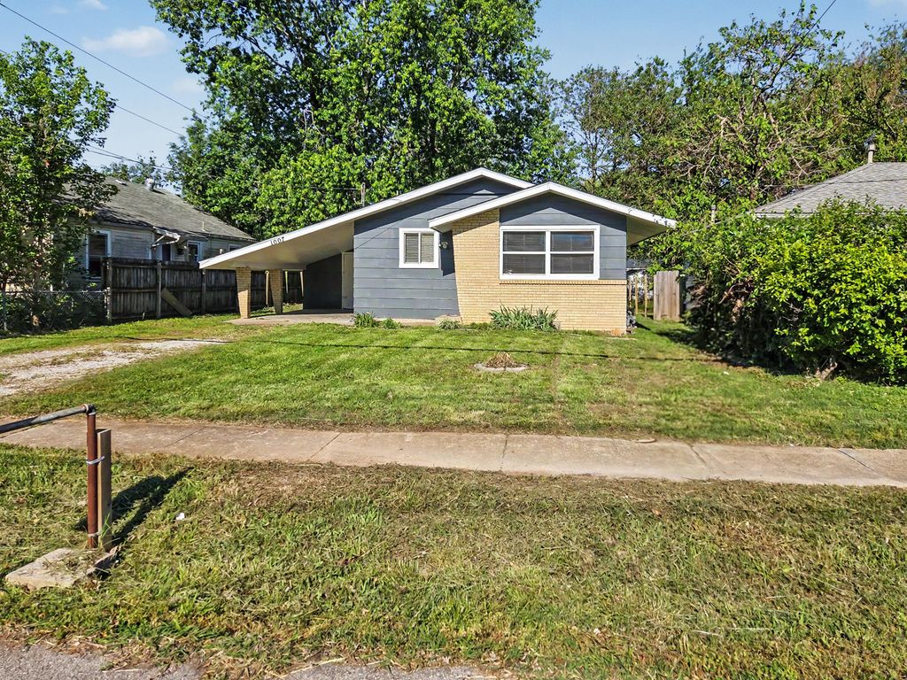 1007 N Park Avenue, Springfield, MO 65802