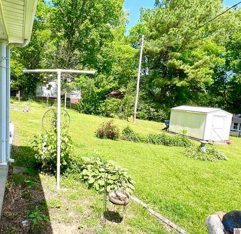 416 West 9th Street, Benton, KY 42025