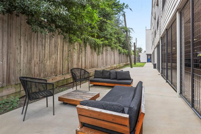4509 Mount Vernon Street 26, Houston, TX 77006
