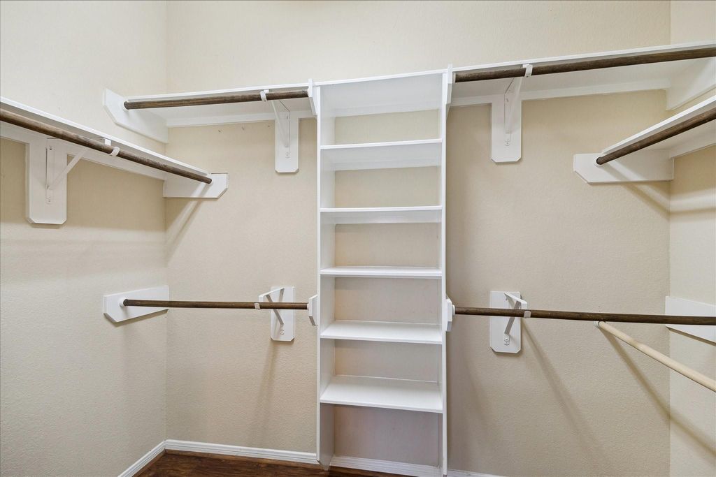 Image 14 of property listing at 17342 Cumberland Park Lane, Humble, TX 77346