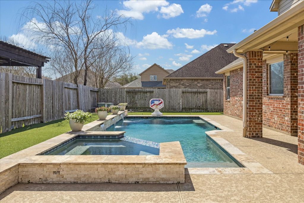 Image 20 of property listing at 17342 Cumberland Park Lane, Humble, TX 77346