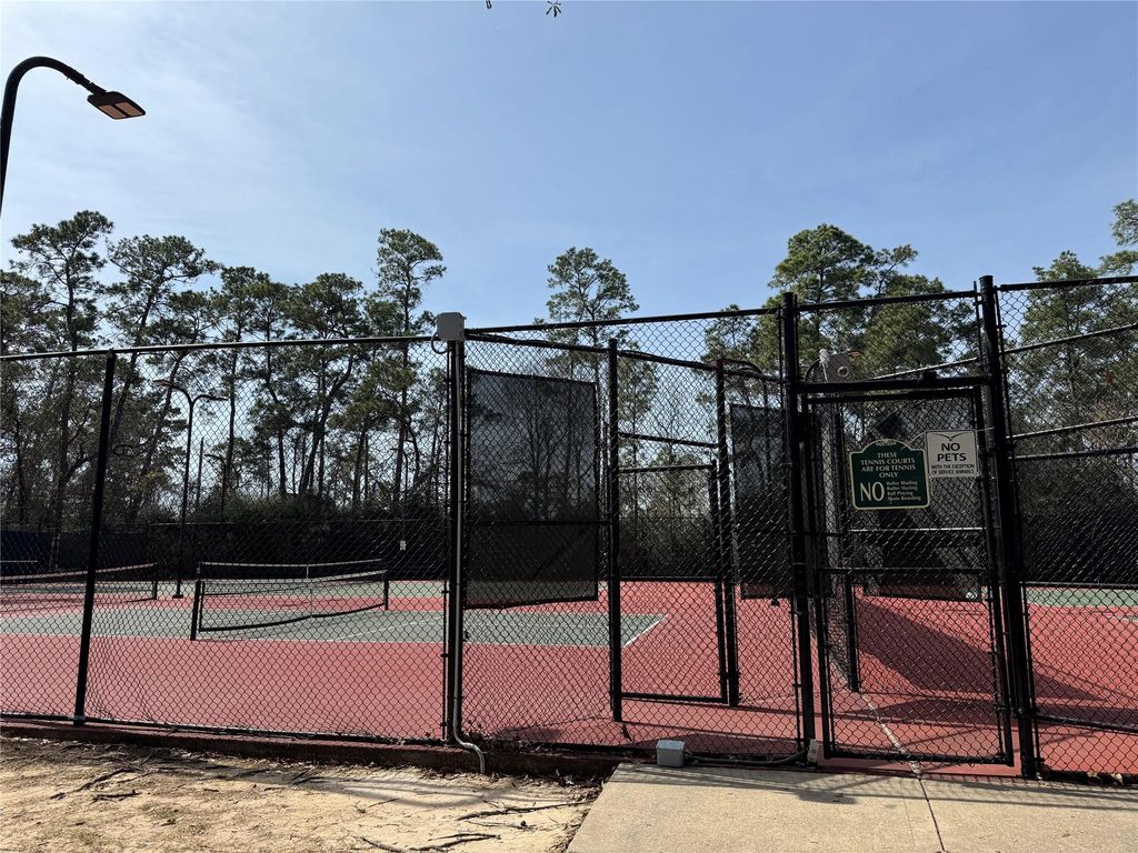 Image 39 of property listing at 17342 Cumberland Park Lane, Humble, TX 77346