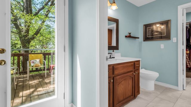 72 Raintree Road, Bells, TX 75414