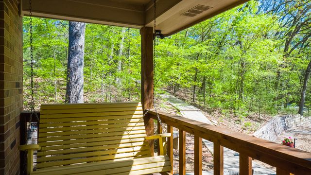 72 Raintree Road, Bells, TX 75414