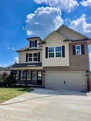 3701 Parker Harrison Way, Knoxville, TN 37924