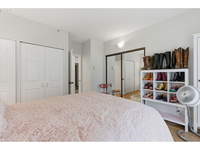 1616 S HARBOR Way 502, Portland, OR 97201