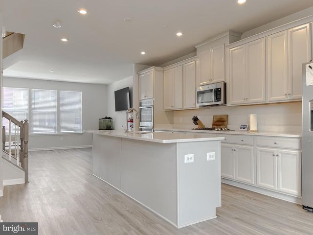 44570 NOLANI WAY, California, MD 20619