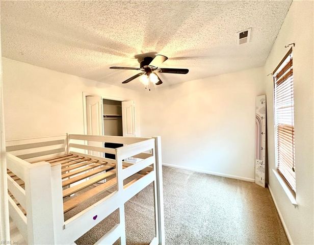 1032 Fallcreek RN, Chesapeake, VA 23322