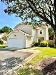 1032 Fallcreek RN, Chesapeake, VA 23322