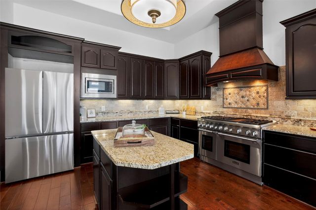 12349 Tramonto Drive, Conroe, TX 77304